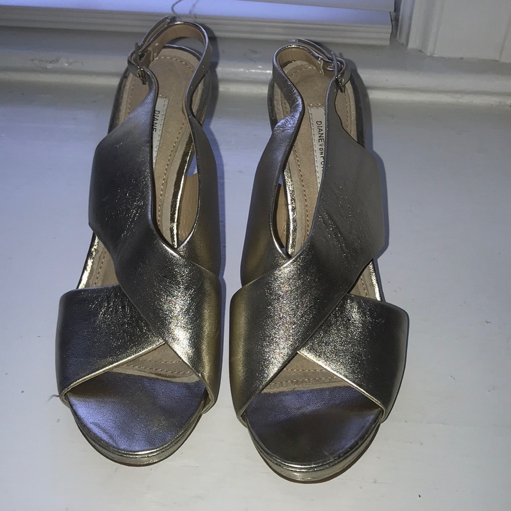 Diane von Furstenberg Gold Heels